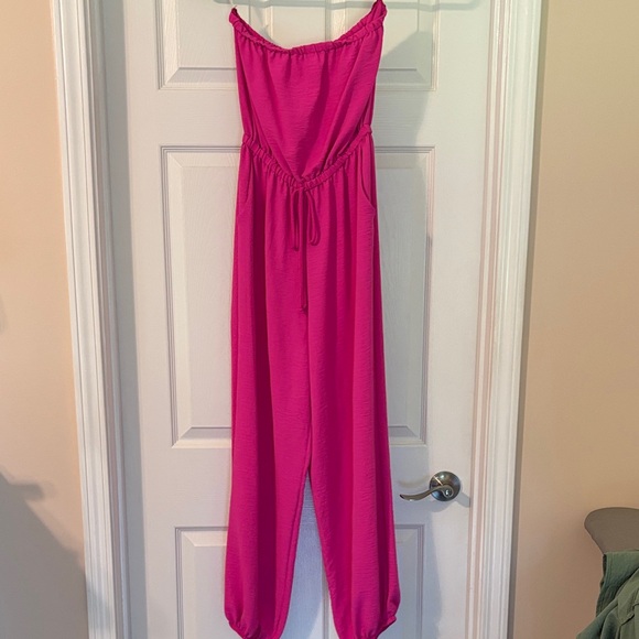 Vine And Love Pants - Strapless Fuchsia Jumpsuit with Adjustable Waist